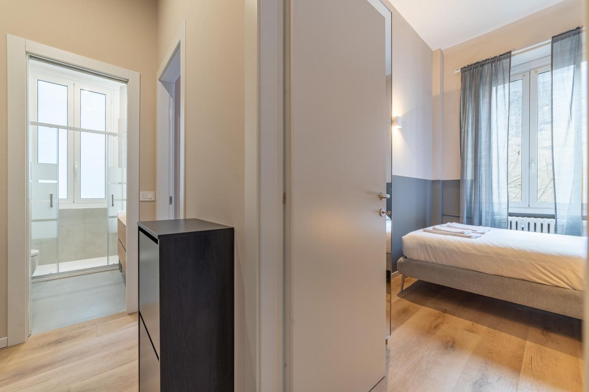 Apartment 5' From Station, With 2 Bedrooms